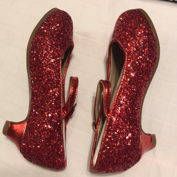 NIB Thee Bron sparkly red dress or Princess shoes size 10. - Picture 5 of 5